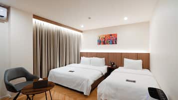 Superior Twin Room, Multiple Beds, Non Smoking, Private Bathroom | Premium bedding, down comforters, Select Comfort beds, desk