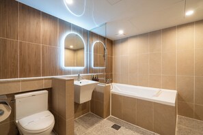 Hair dryer, bathrobes, slippers, towels - Hotel Laglas Asan (Asan)