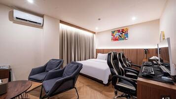 Premium bedding, down duvets, Select Comfort beds, desk