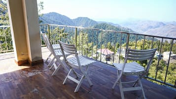 Standard Suite, Balcony, Hill View | Balcony