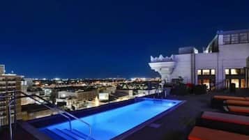 Alberca al aire libre por temporada