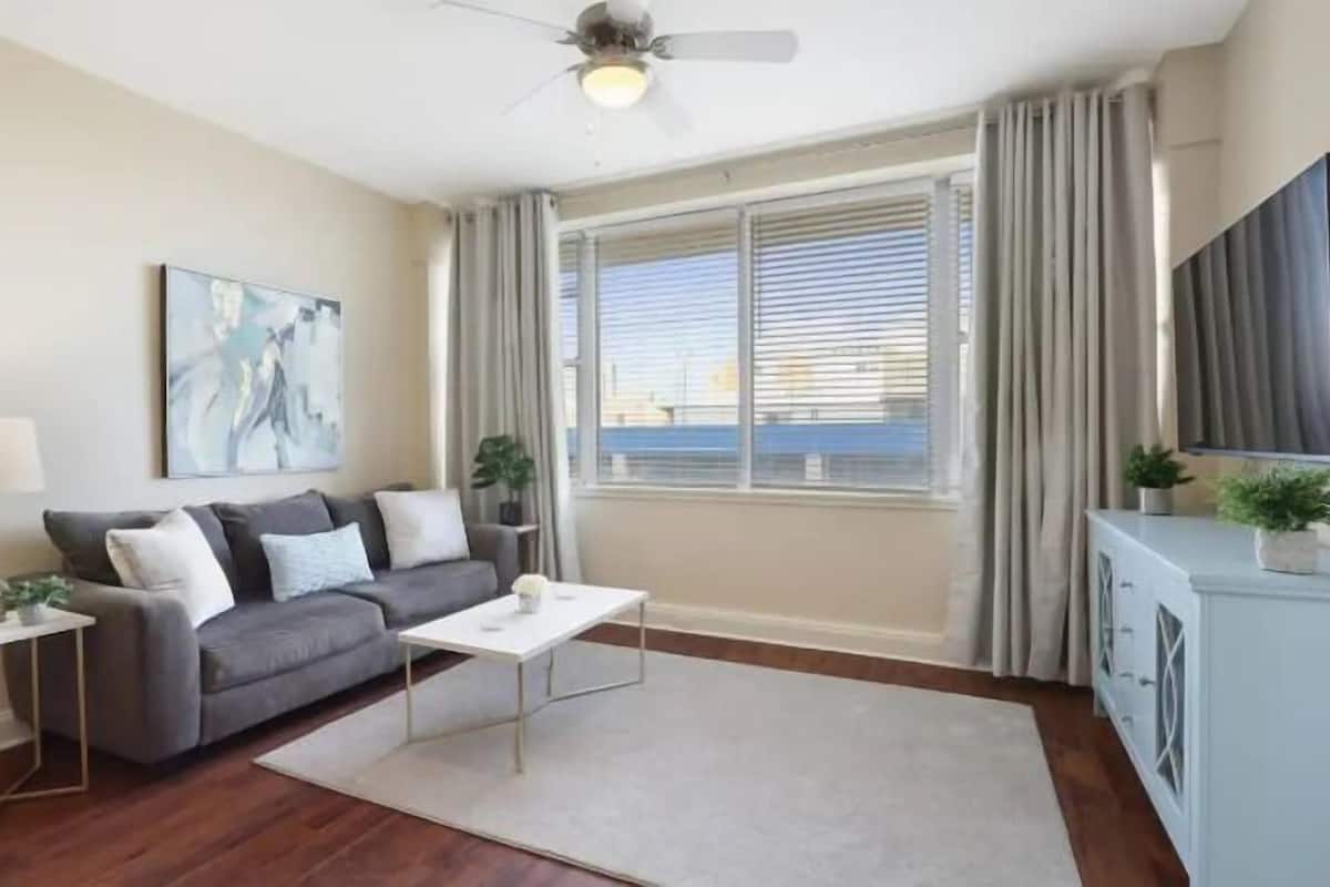 Grand Condo, 1 King Bed with Sofa bed, Non Smoking, Bathtub | Living area | 50-inch Smart TV with digital channels, streaming services