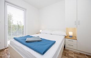 1 habitación, cuna de viaje, wifi gratis y ropa de cama