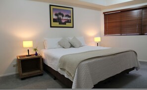 Apartment - Zen Bridgeport Waterfront Balcony Dining - Pool (Darwin)