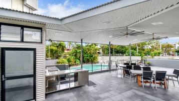 Apartment | 2 Schlafzimmer, Schreibtisch