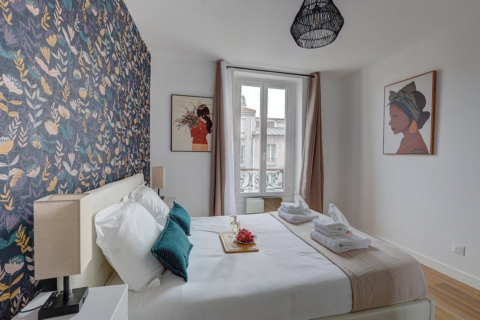 2 chambres, fer et planche à repasser, Wi-Fi, draps fournis