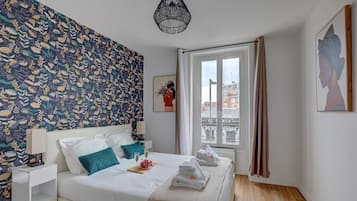 2 chambres, fer et planche à repasser, Wi-Fi, draps fournis