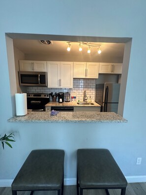 基本公寓, 1 張加大雙人床, 非吸煙房, 冰箱 | 私人廚房