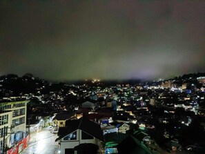 Vue sur la ville depuis l’hébergement