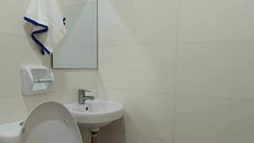 Ducha, cabezal de ducha tipo lluvia, artículos de tocador gratuitos