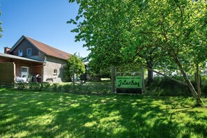 Exterior - Holiday Apartment 'Julenhof' with Private Terrace, Private Garden and Wi-Fi (Loitz)