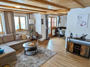 Televisión, chimenea, videojuegos