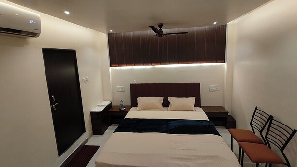 Deluxe Room | 1 bedroom, WiFi (free) - Magick Oven (Ujjain)