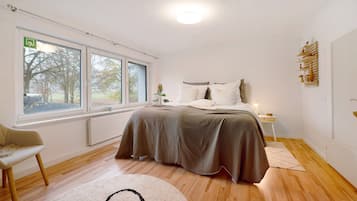 4 Schlafzimmer, Bügeleisen/Bügelbrett, kostenloses WLAN, Bettwäsche