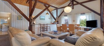 Apartment 'Ferienwohnung 1 - Klein' with Private Terrace and Wi-Fi