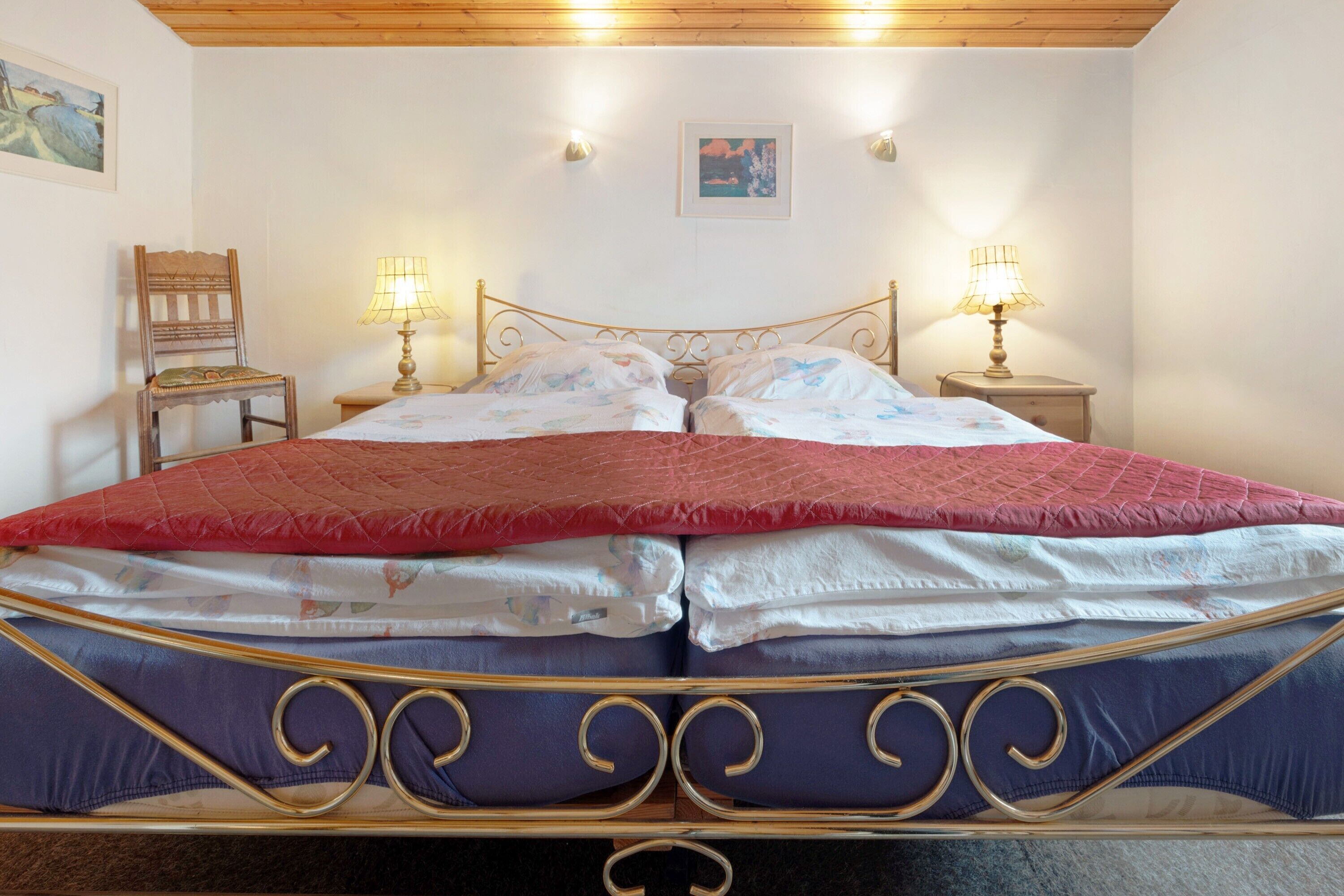 3 bedrooms, free WiFi, bed sheets