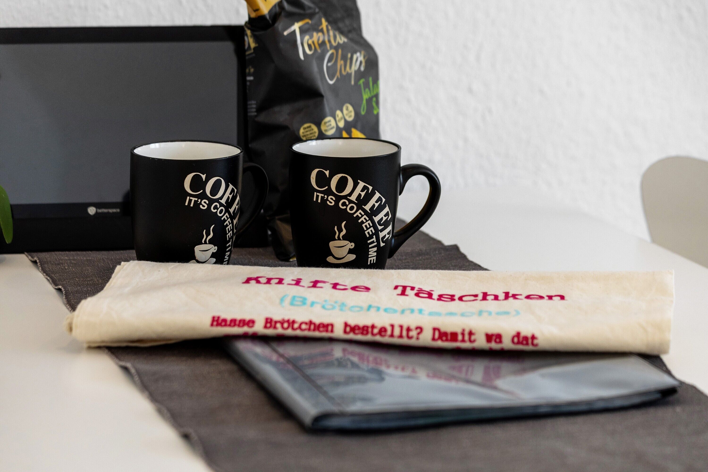 Kaffee und/oder Kaffeemaschine