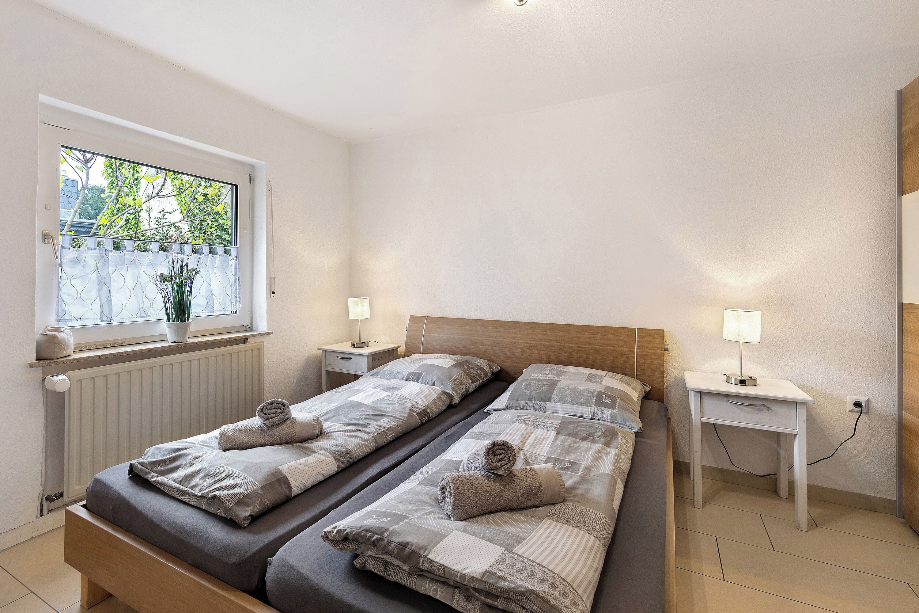 3 chambres, fer et planche à repasser, Wi-Fi gratuit, draps fournis