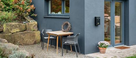 تناول الطعام بالخارج