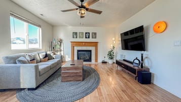 Smart TV, video games, ping pong