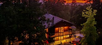 Sunset Summits Cabin | Hot Tub | Game Room |