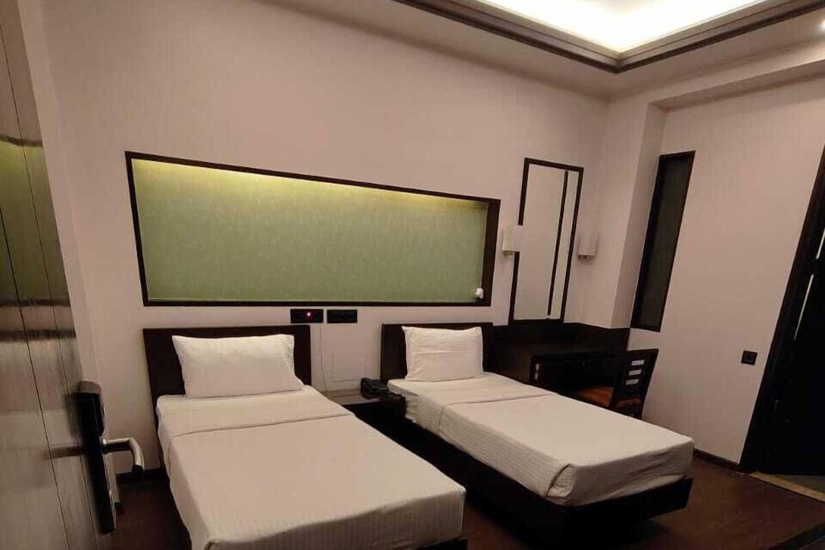Deluxe Double or Twin Room