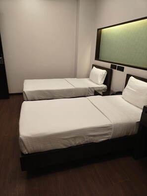 Room - aashraye absolute luxury (New Delhi)