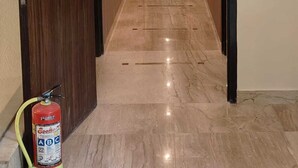Unclassified image, 5 of 10, button - aashraye absolute luxury (New Delhi)