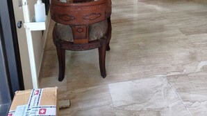 Unclassified image, 2 of 10, button - aashraye absolute luxury (New Delhi)