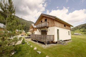 Holiday Home Exterior [summer] - Classic chalet with infrared sauna (Murau)