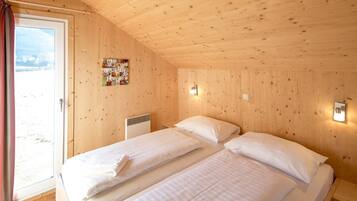4 slaapkamers, reisbedje, gratis wifi