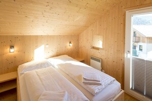 4 dormitoris, planxa i posts de planxar i wifi 