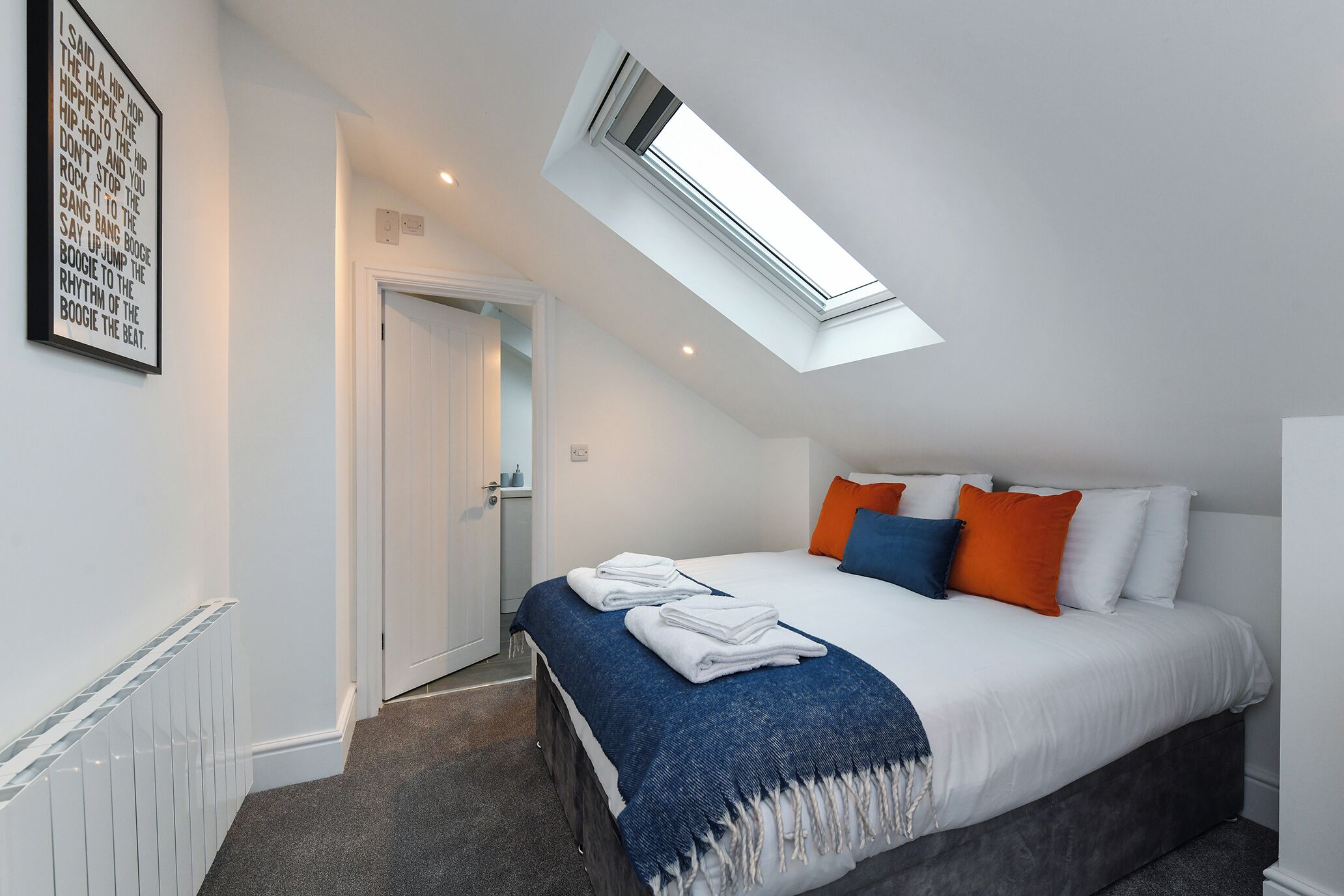 2 Schlafzimmer, Bügeleisen/Bügelbrett