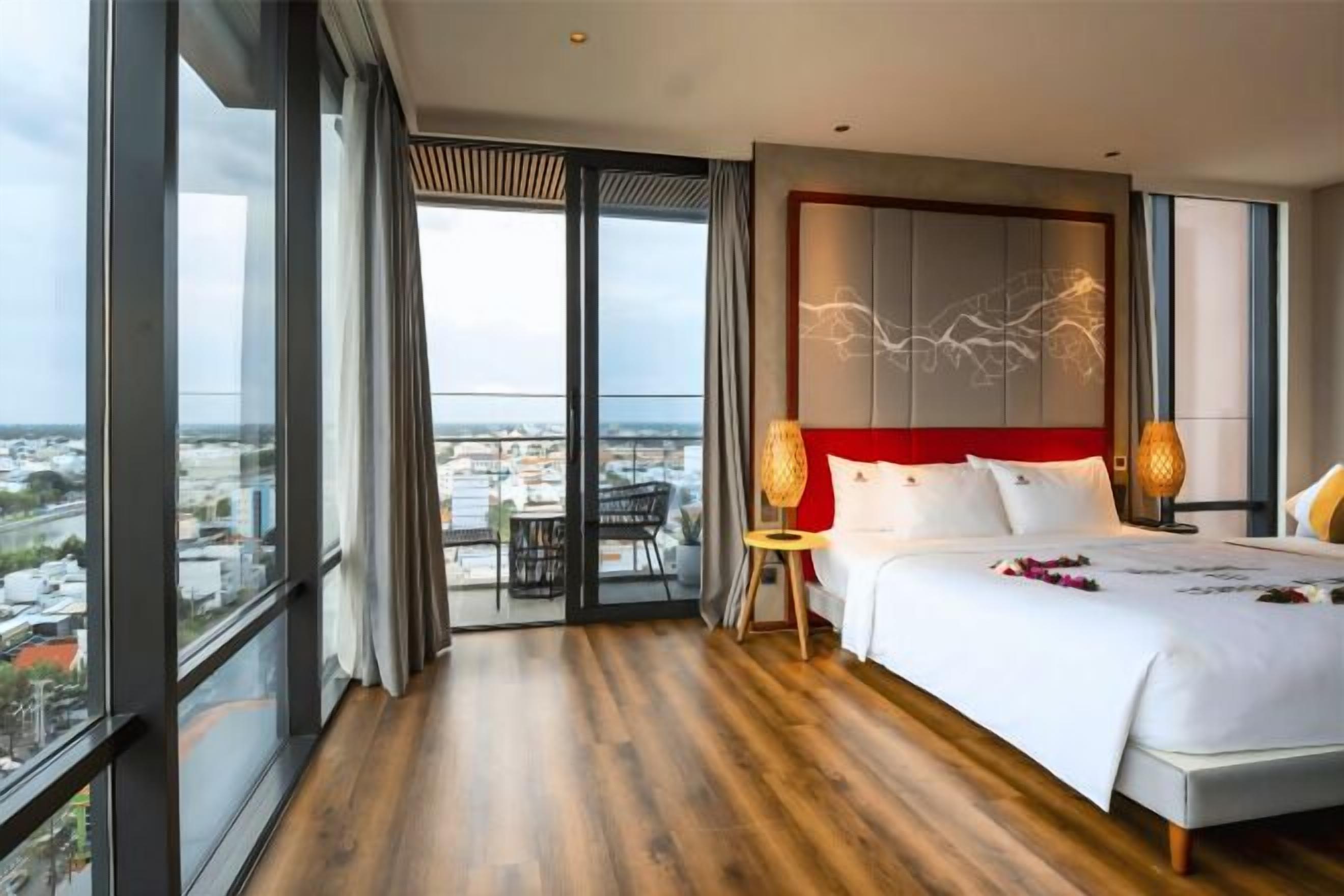 Premium bedding, memory foam beds, minibar, in-room safe