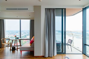 Executive Suite Twin Room, River View | 1 dormitorio, ropa de cama de alta calidad, colchones viscoelásticos