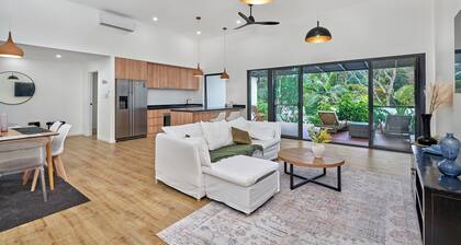 Tropical Kuranda Modern Retreat