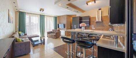 Apartament (15) | Living area | Flat-screen TV