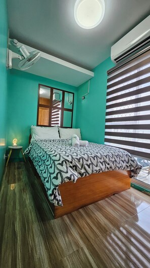 2 bedrooms, desk, iron/ironing board, free WiFi