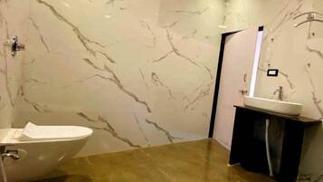 Free toiletries, towels