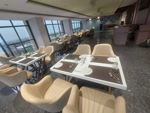 Restaurant - Hotel Yathin - Mysore (Mysore)