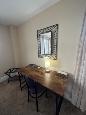 3 bedrooms, iron/ironing board, free WiFi