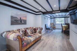 32-Zoll-Flachbildfernseher mit Kabelempfang