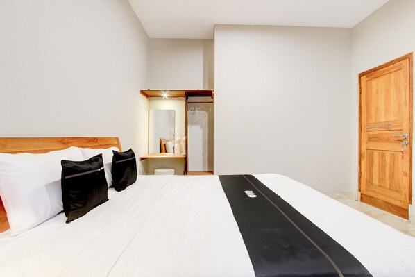 Deluxe Double Room | Free WiFi, bed sheets