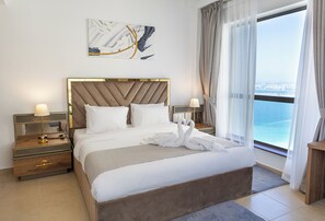 Departamento Deluxe, 2 habitaciones, balcón, vista a la marina | Vista a la playa o el mar