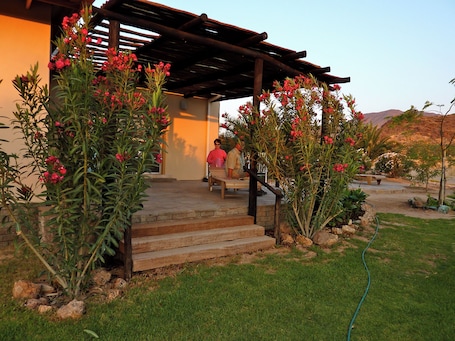 Terrace/patio. NEWLY LISTED!Charming 1-bedroom apartment outside of Usakos, near the Spitzkoppe