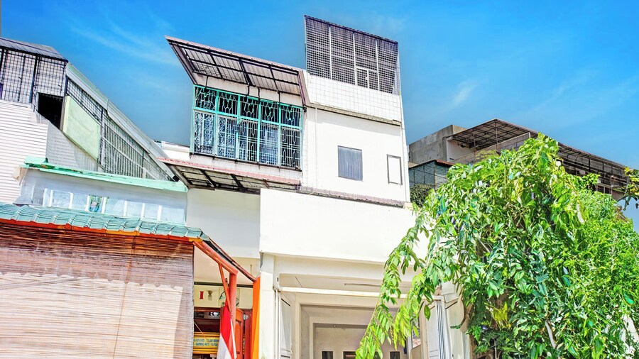 Hotel O Mandala Near Universitas Negeri Medan ( UNIMED )
