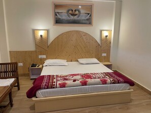 Phòng đôi dành cho gia đình, quang cảnh núi | Bộ đồ giường cao cấp, nệm có lớp đệm bông, phòng cách âm 