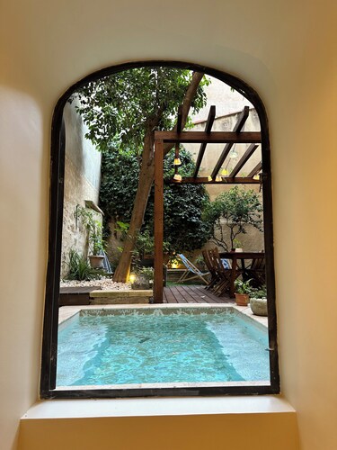 Le Spacieux - Un Voyage en Provence