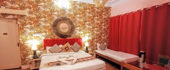 Suíte estúdio real, vista para a cidade | Vista para a rua