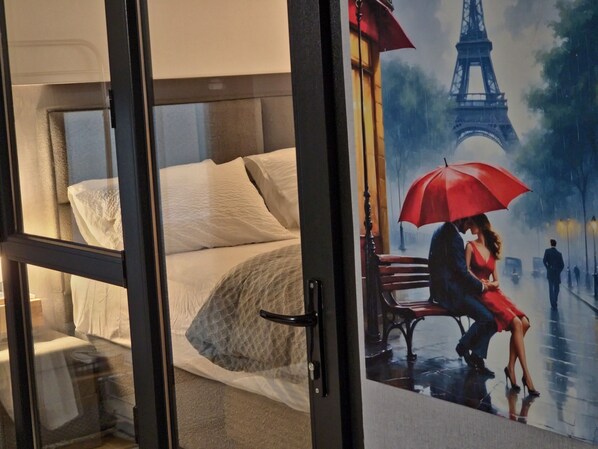 1 bedroom, WiFi, bed sheets -  Warm Private JACUZZI Apartment - TBILISI by N A T Suite (Tbilisi)